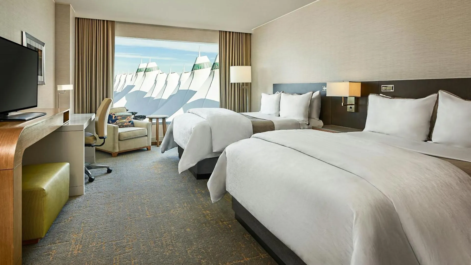 The Westin Denver International Airport Отель